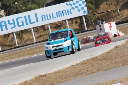 Volki Car on the racing line